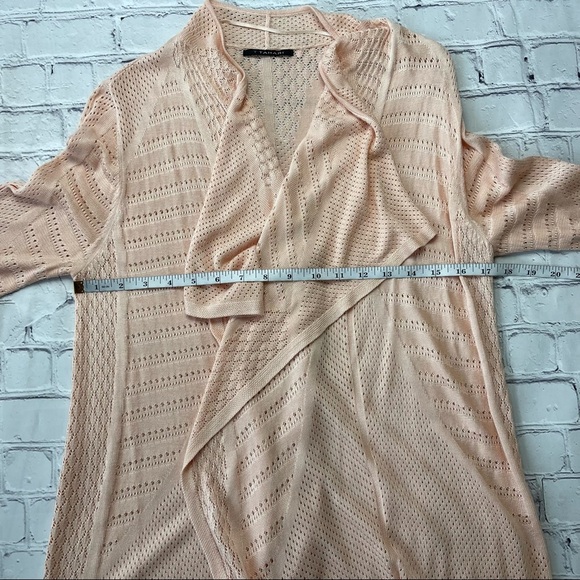 T Tahari Woman’s Peach Color Open drape front knitted cardigan long sleeve - Picture 7 of 10